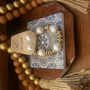 Blosson Bracelet and Pierced Earring Set